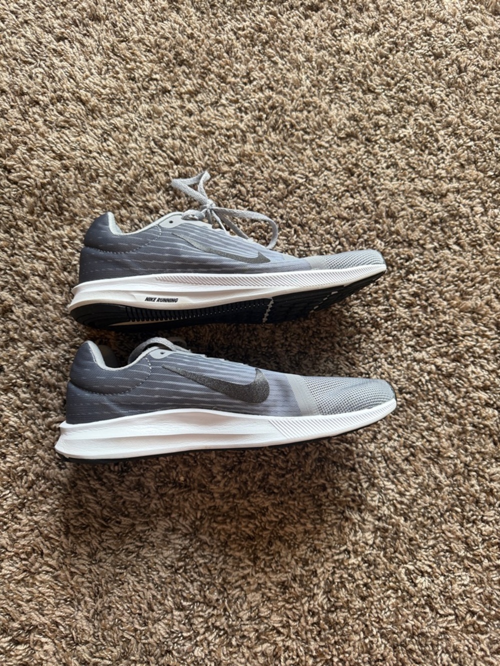 Nike running shoes - Picture 6 of 7